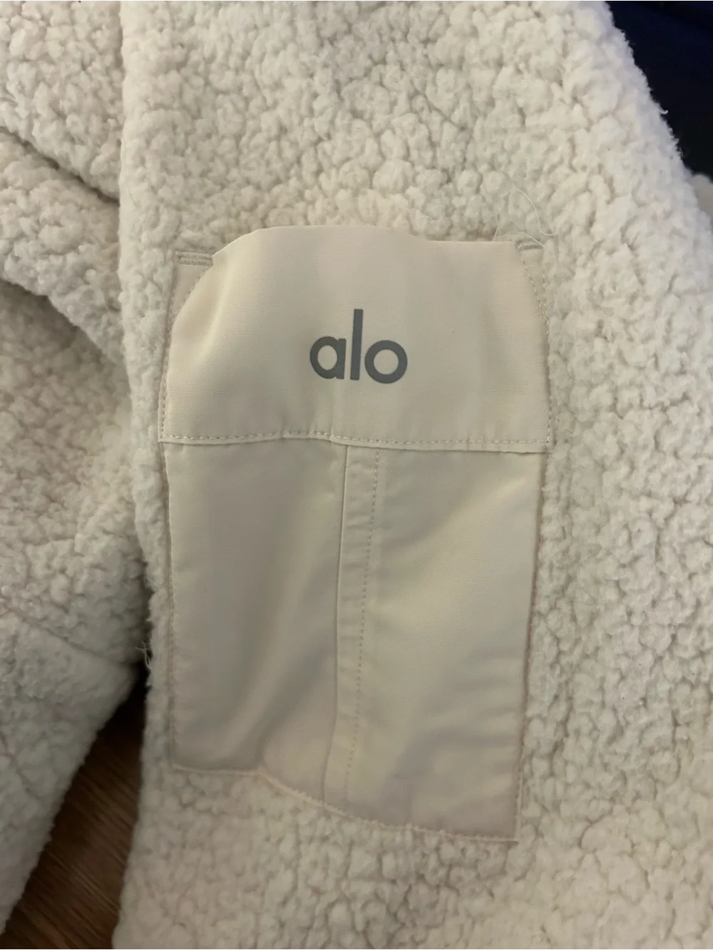 Alo Yoga Solstice Women's White Half Zip Micro Sherpa Sweater Size XL Chest 44”